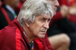 半岛体育亚洲官网-鲁能后卫关键失误，导致球队遭遇惨败的简单介绍