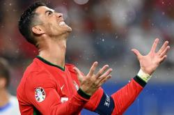 半岛体育新闻-关于西班牙轻松取胜，豪取三分领跑小组的信息