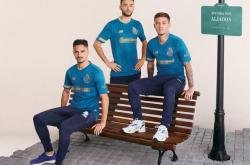 半岛体育官方-关于豪门球队公布新赛季主场球衣设计的信息