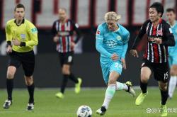 沃尔夫斯堡与法兰克福激战无分胜负，战平结束的简单介绍