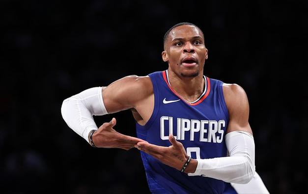 猛龙主帅赞扬球队表现,称赛季目标为季后赛 猛龙主帅赞扬球队表现,称赛季目标为季后赛