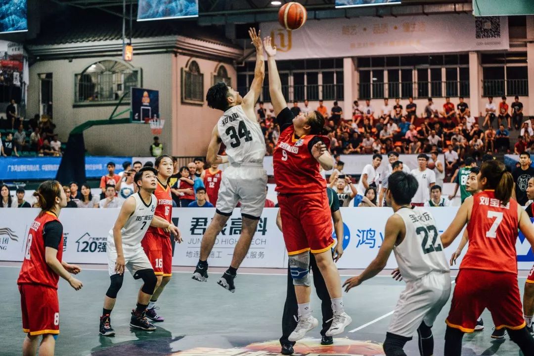 对决正酣：国际比赛赛场风云际会的简单介绍