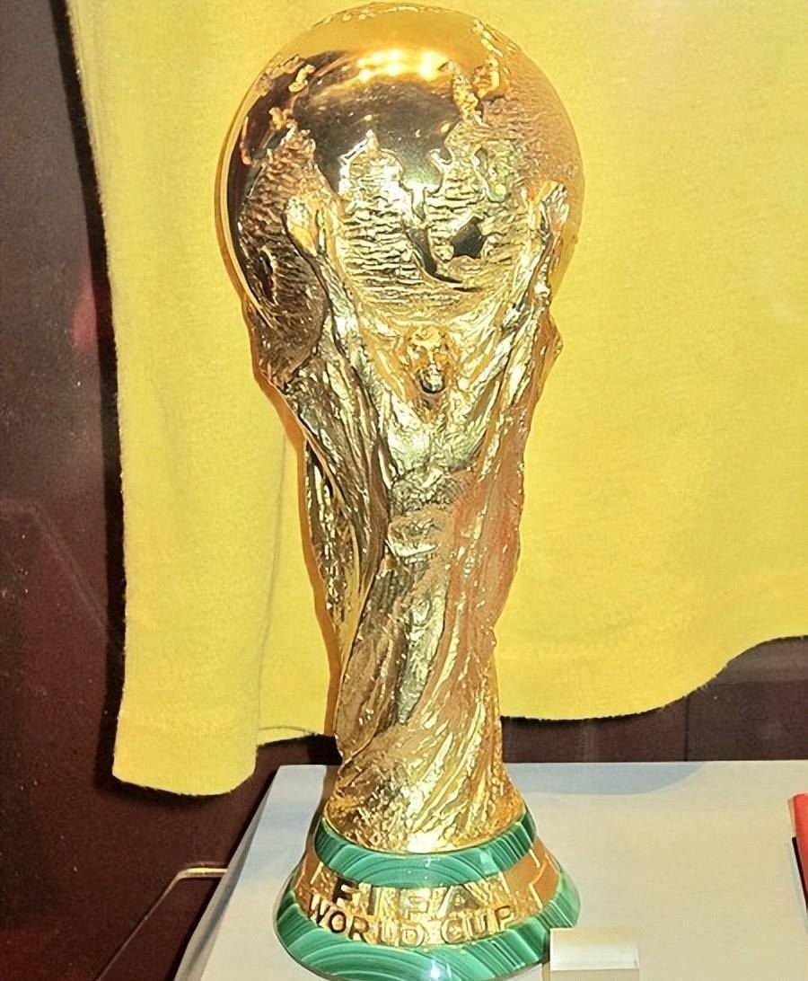 力争晋级，球队将为了荣誉和奖杯奋力一搏的简单介绍