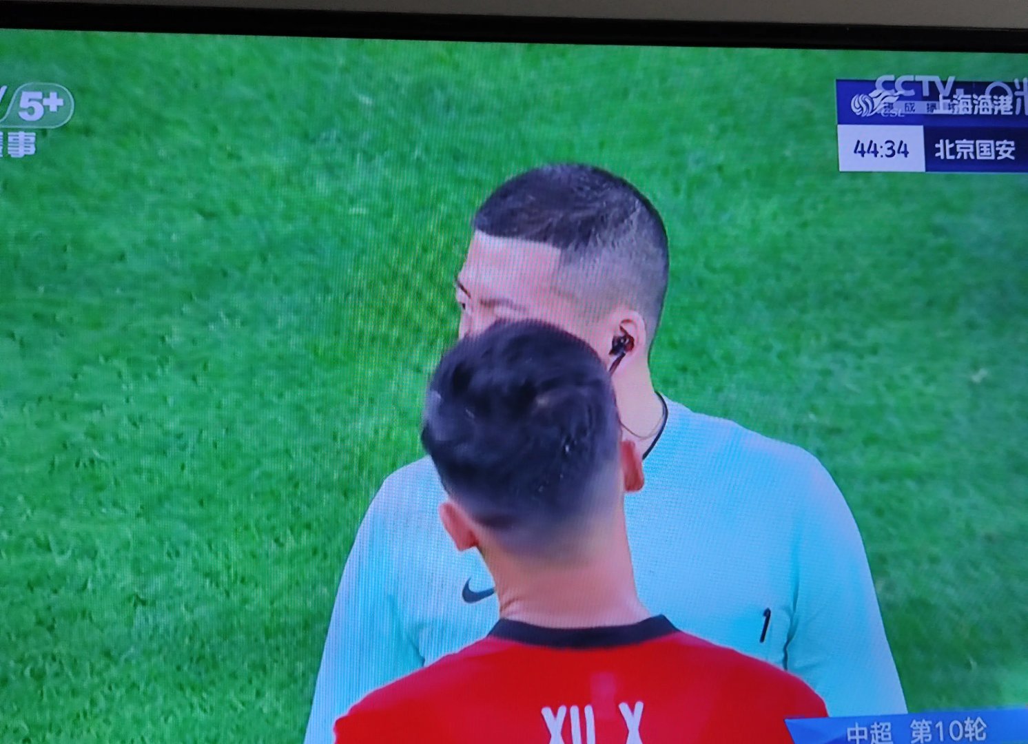 上港主场逆转国安,全队士气大振的简单介绍 上港主场逆转国安,全队士气大振的简单介绍