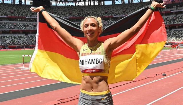 德国女子田径队凭借实力夺冠 德国女子田径队凭借实力夺冠