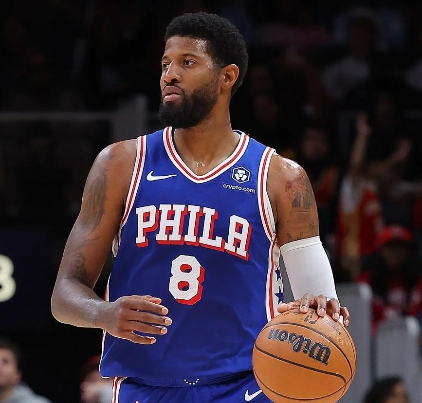 76人队主帅河畔收获生涯百胜，成为球队历史第5位胜率最高的教头