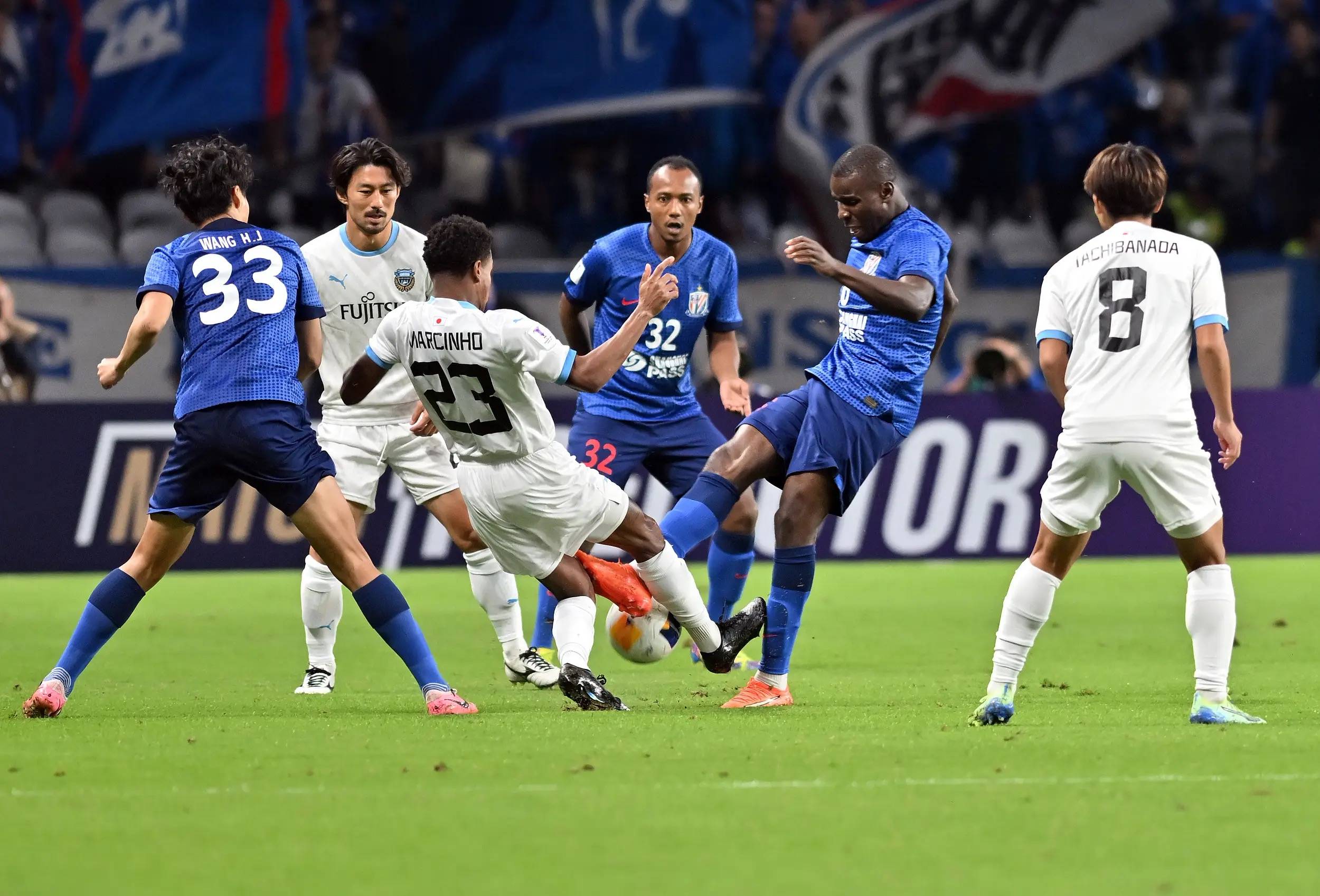 安德莱赫特淘汰阿贾克斯,创造欧冠奇迹 安德莱赫特淘汰阿贾克斯,创造欧冠奇迹