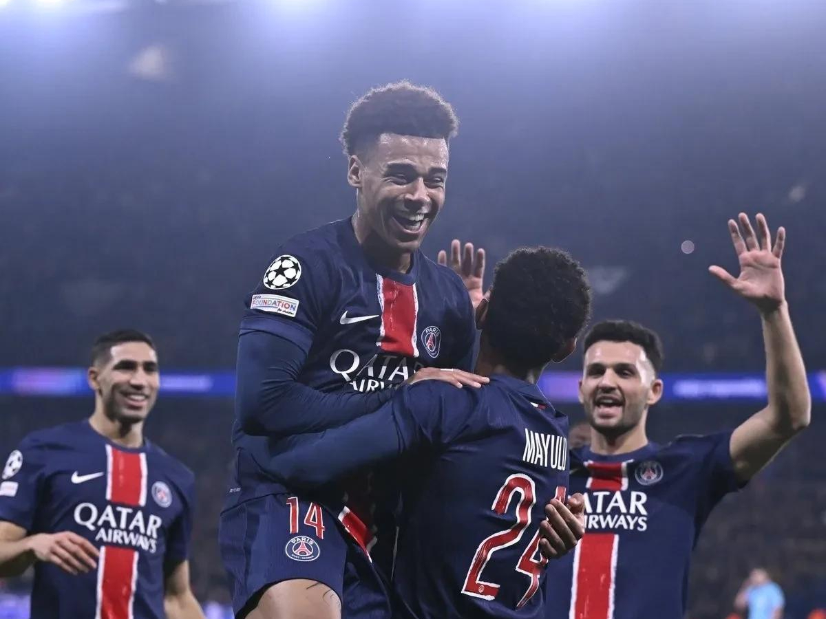 巴黎圣日耳曼客场击败里昂，豪取胜利