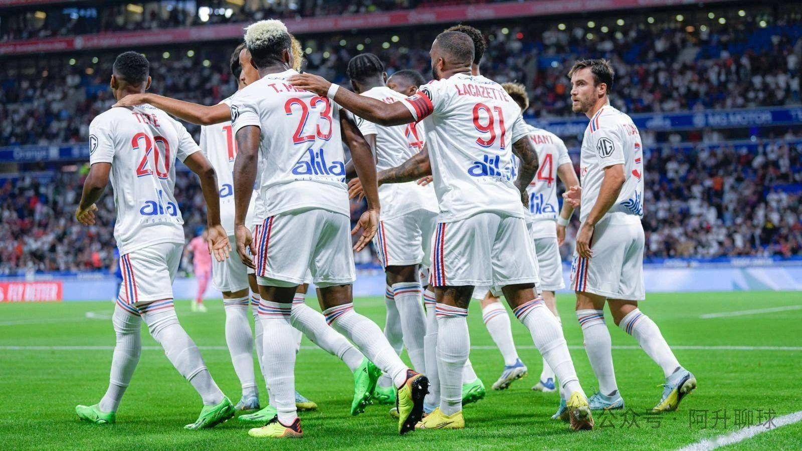 巴黎圣日耳曼客场击败里昂，豪取胜利