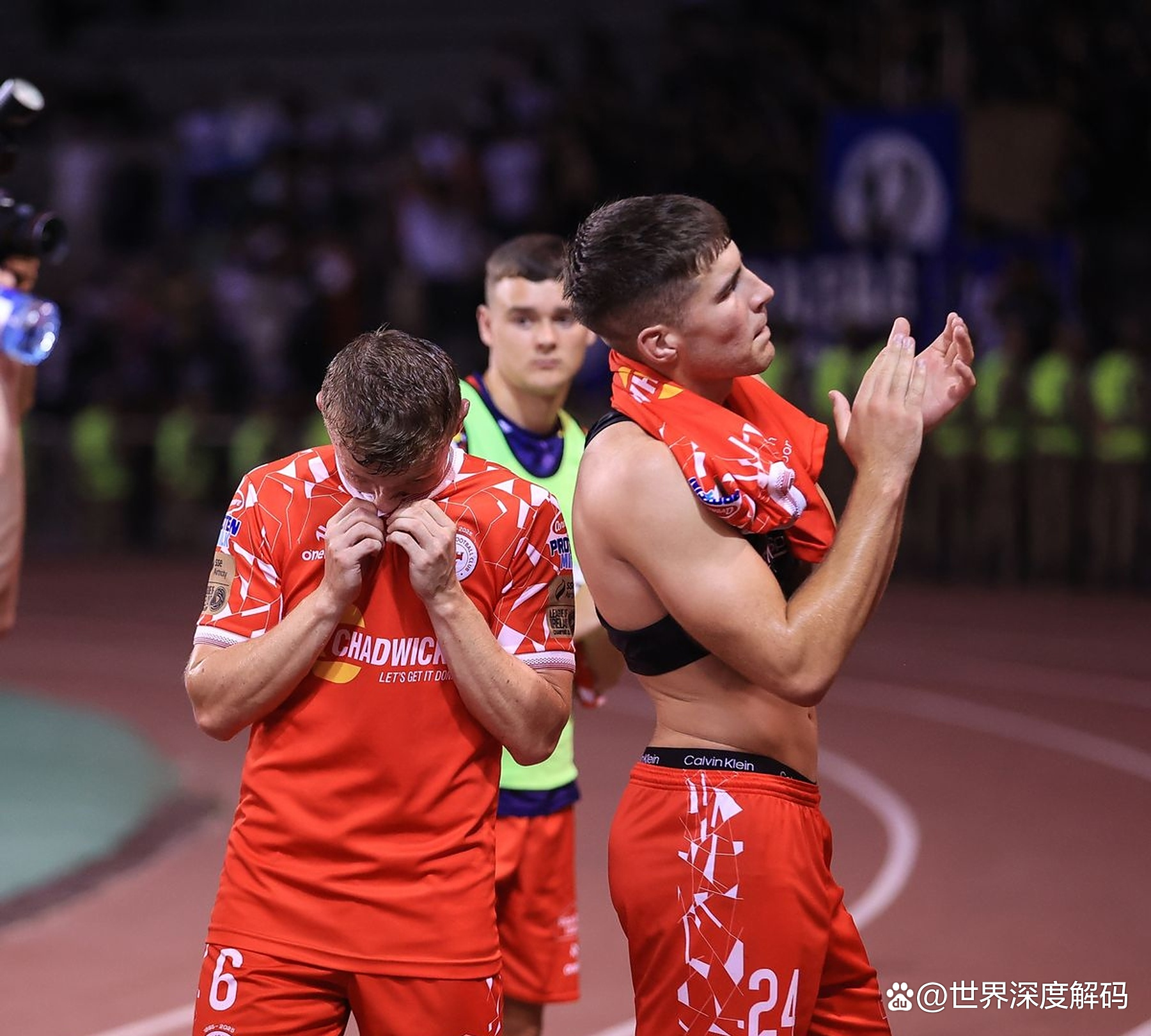 克罗地亚队在欧预赛中实现逆袭，晋级领先